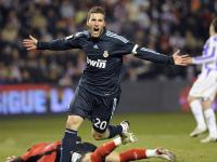 FB体育网页版-卡马文加硬仗之王，塞维利亚逆转卡塔尔的战术密码