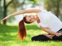 FB体育在线-赛道与球场，速度与激情的双重奏