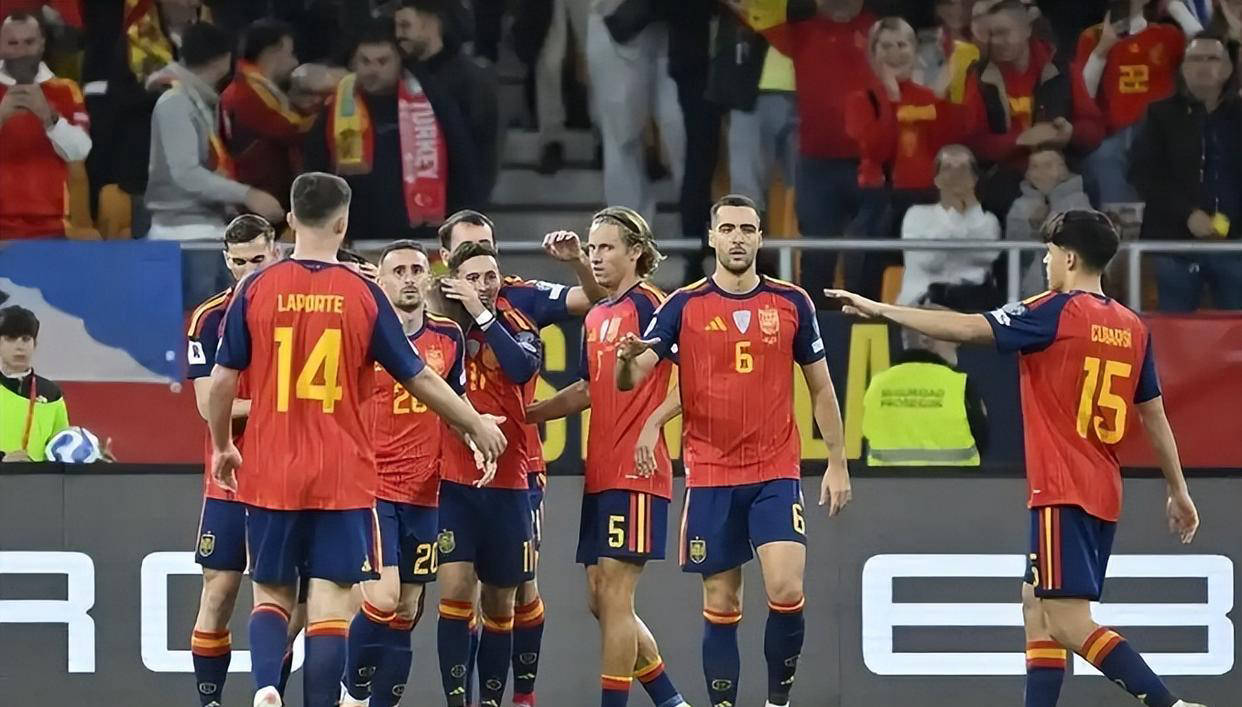 包含欧国联小组赛完毕，各队随时备战十六强对决的词条