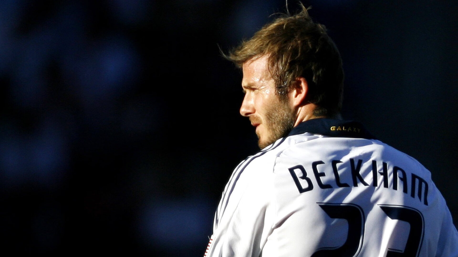 枪手血性征服三狮故土，莱奥于北伦敦德比正名封神