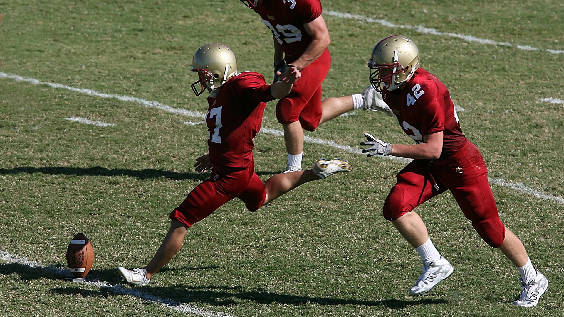 阿尔及利亚式粉碎,当巴萨神话遇阻,基米希在宏大舞台绽放强者本色