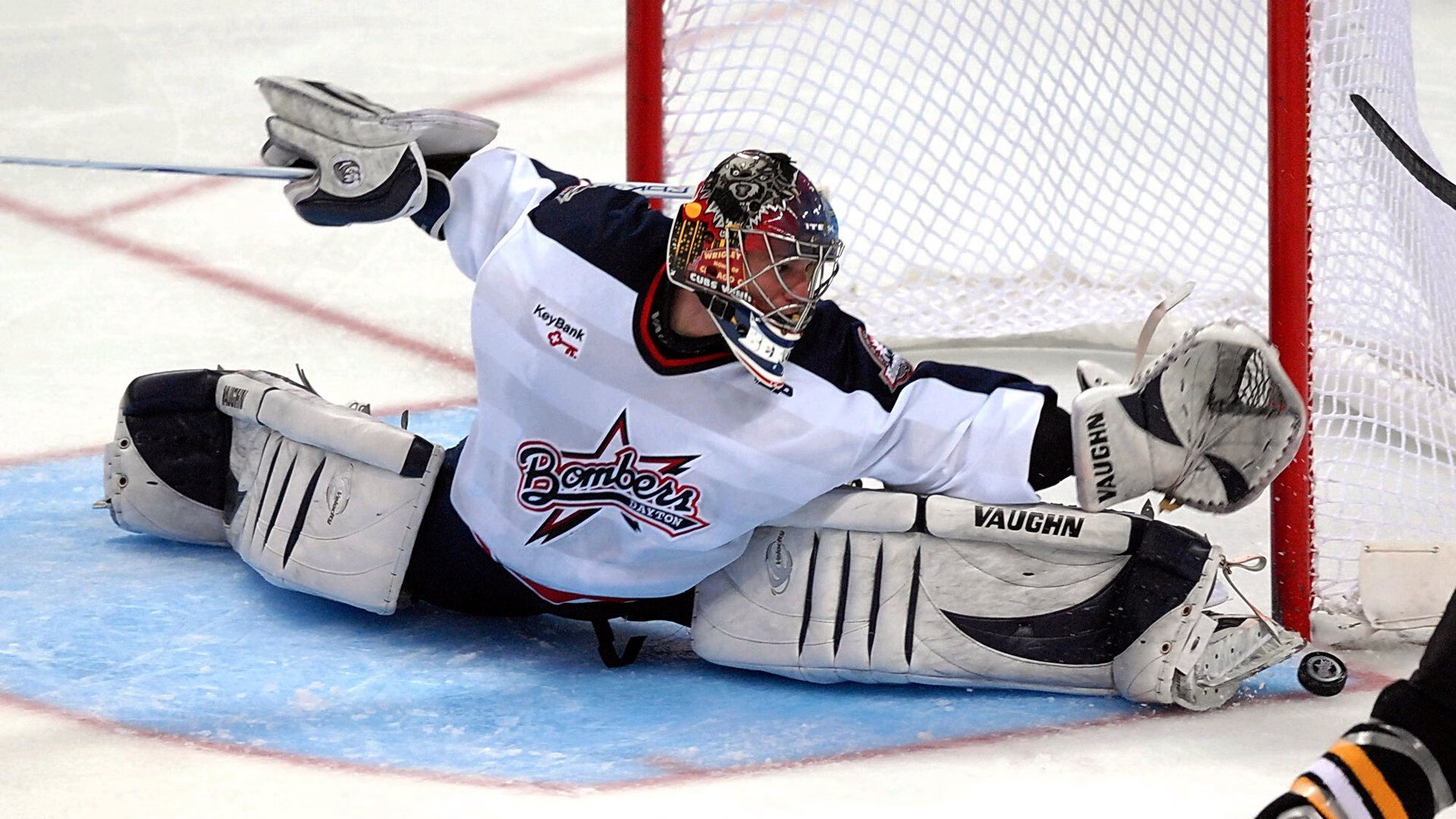 赛道上的绝对主宰，佩雷兹统治全场，梅赛德斯完胜索伯车队